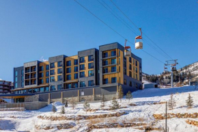 Love at Frost Sight Park City Ski Condo with View!